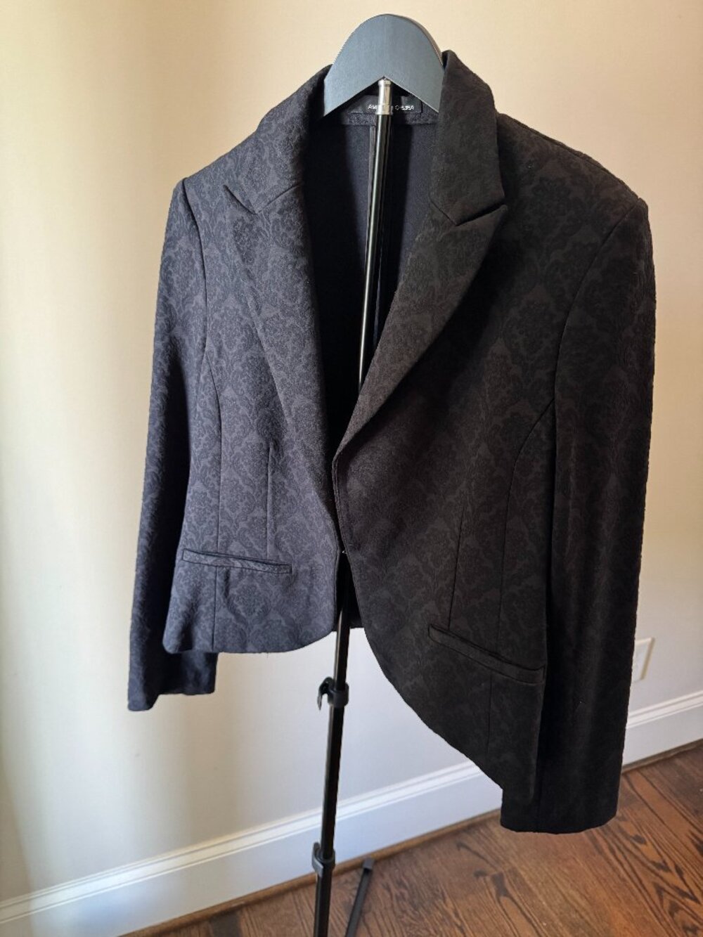Amanda & Chelsea Damask Blazer Size 14